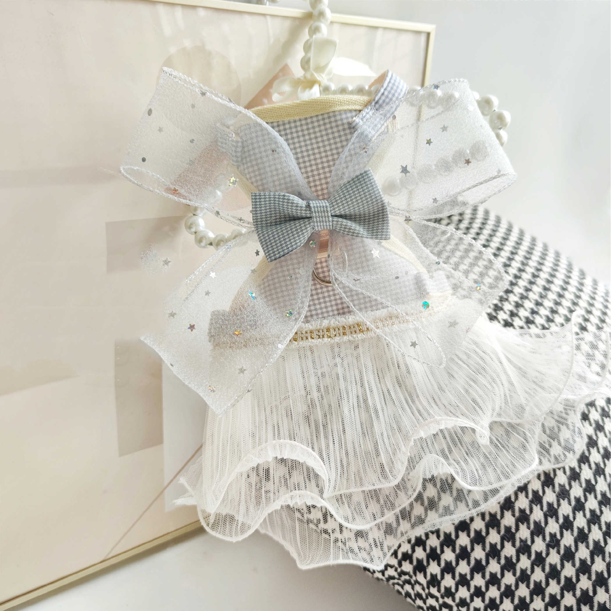 Layers Of Yarn Pet Leash