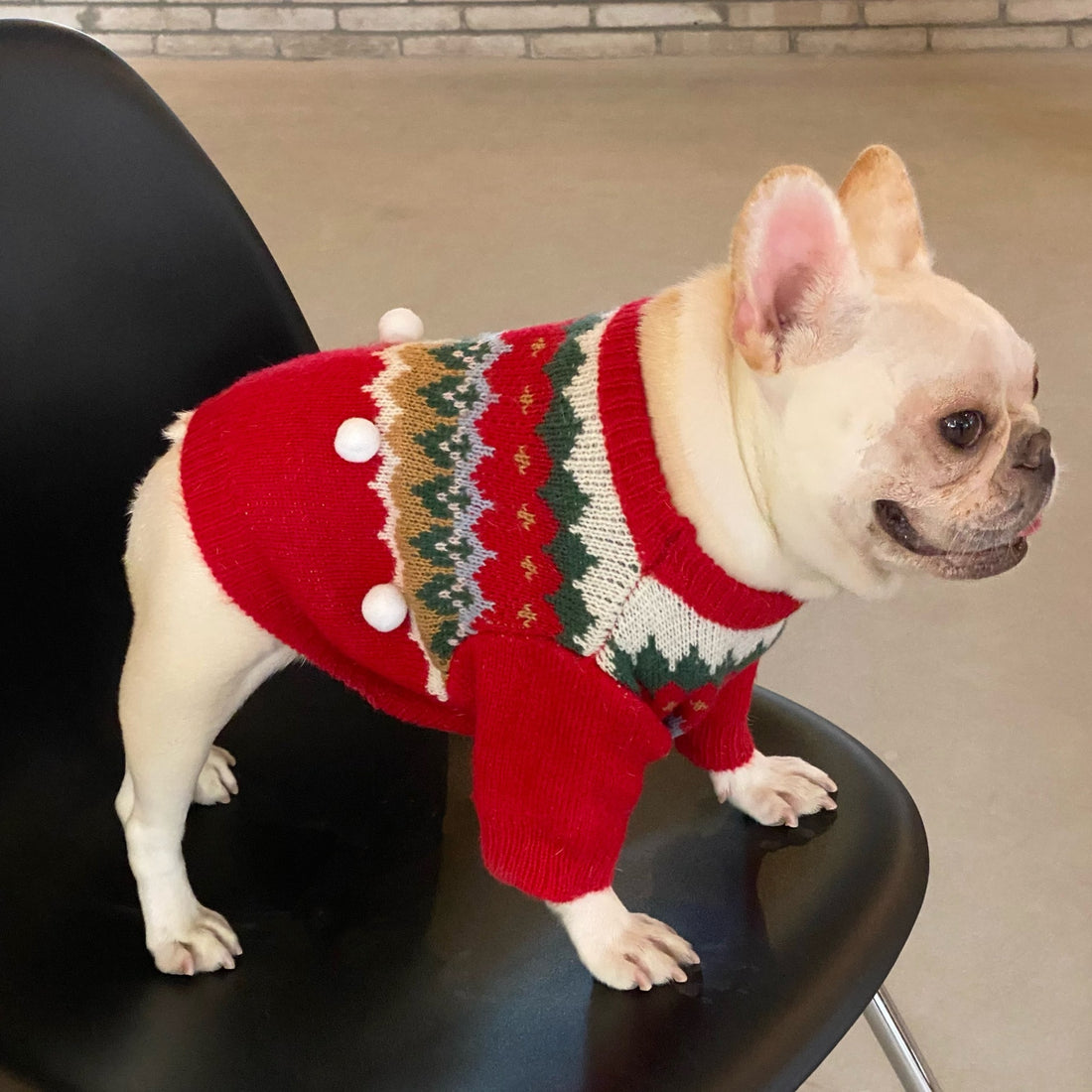 Festive Christmas Sweater for Dogs & Cats – Cozy Holiday Pet Outfit